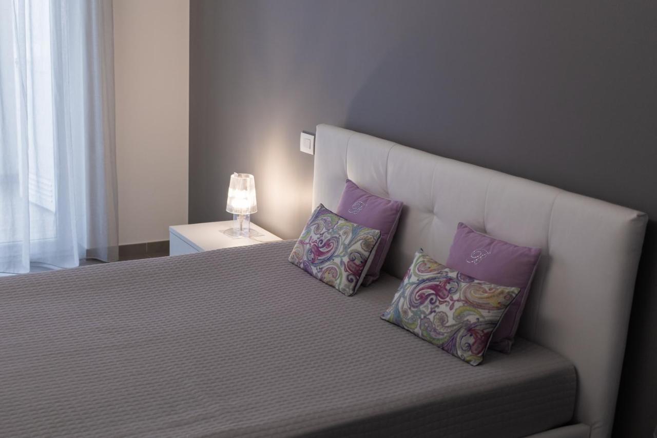 Sea View Apartment 모노폴리 외부 사진